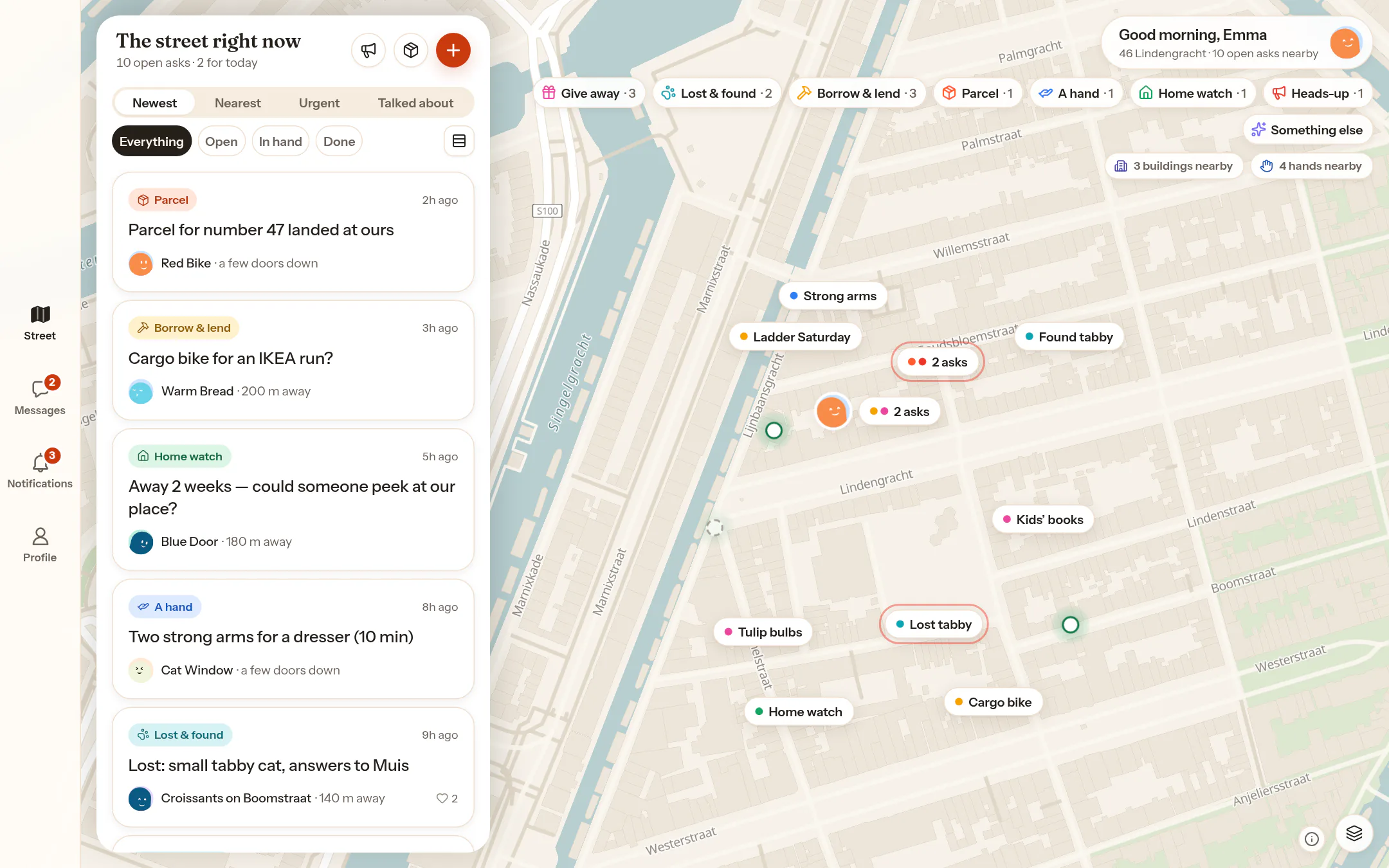 Die Demo-App im Desktop-Browser: die Karte in voller Breite, The street right now als Panel daneben, die Tabs Street, Messages, Notifications, Profile als Leiste.